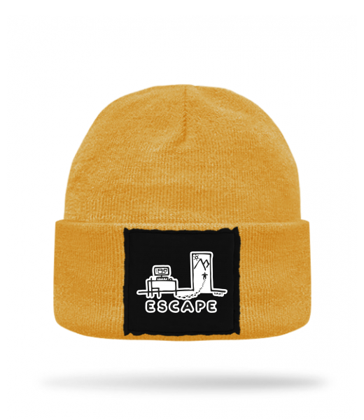 PLETENÁ ČEPICE KNITTED