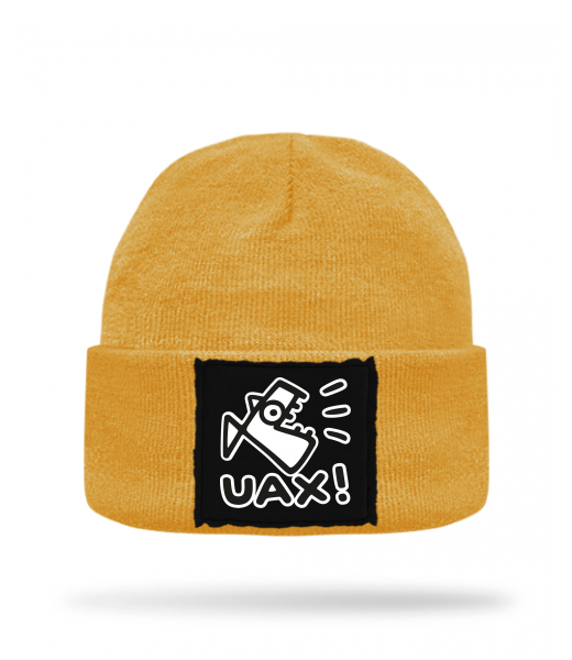 PLETENÁ ČEPICE KNITTED