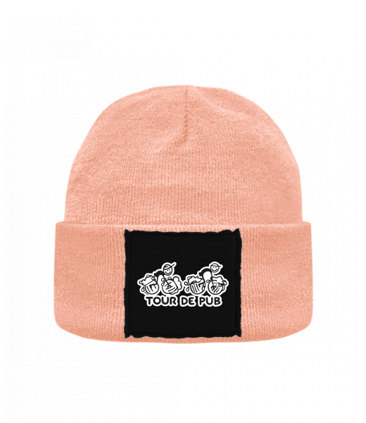 PLETENÁ ČEPICE KNITTED