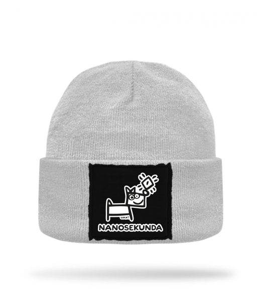 PLETENÁ ČEPICE KNITTED