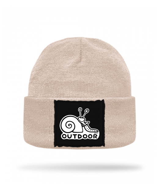 PLETENÁ ČEPICE KNITTED