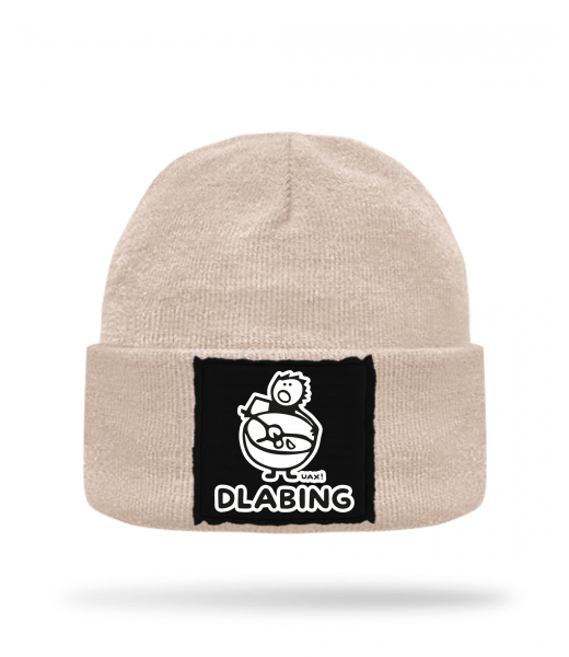 PLETENÁ ČEPICE KNITTED