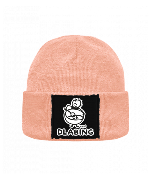 PLETENÁ ČEPICE KNITTED