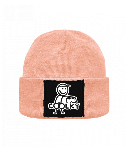 PLETENÁ ČEPICE KNITTED