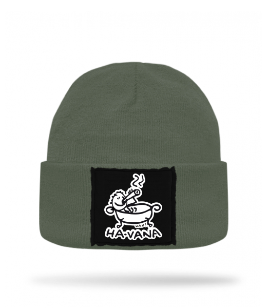 PLETENÁ ČEPICE KNITTED