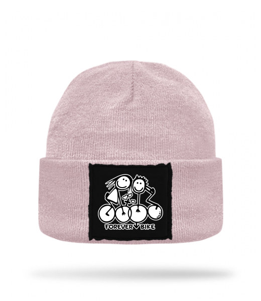 PLETENÁ ČEPICE KNITTED