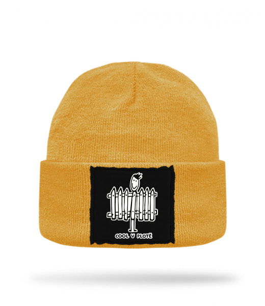 PLETENÁ ČEPICE KNITTED