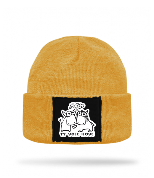 PLETENÁ ČEPICE KNITTED