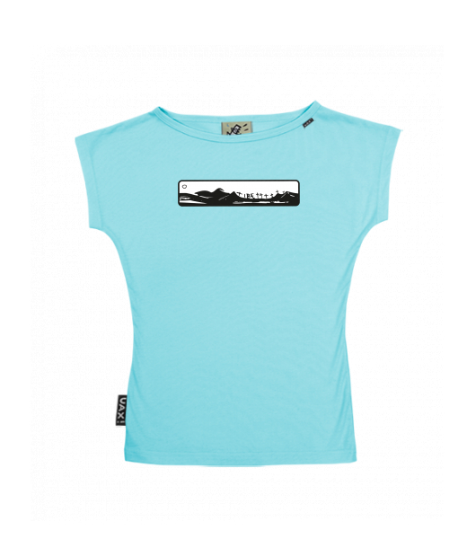 DÁMSKÉ TRIČKO S LODIČKOVÝM VÝSTŘIHEM