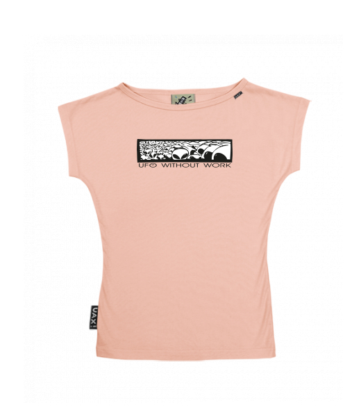 DÁMSKÉ TRIČKO S LODIČKOVÝM VÝSTŘIHEM