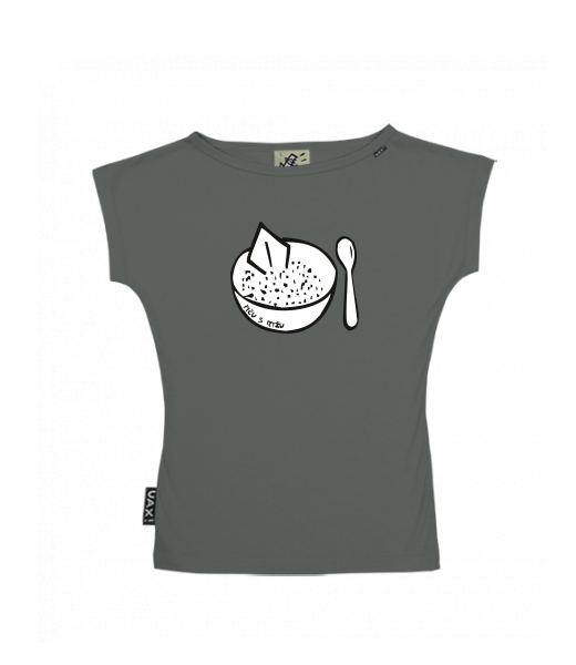 DÁMSKÉ TRIČKO S LODIČKOVÝM VÝSTŘIHEM