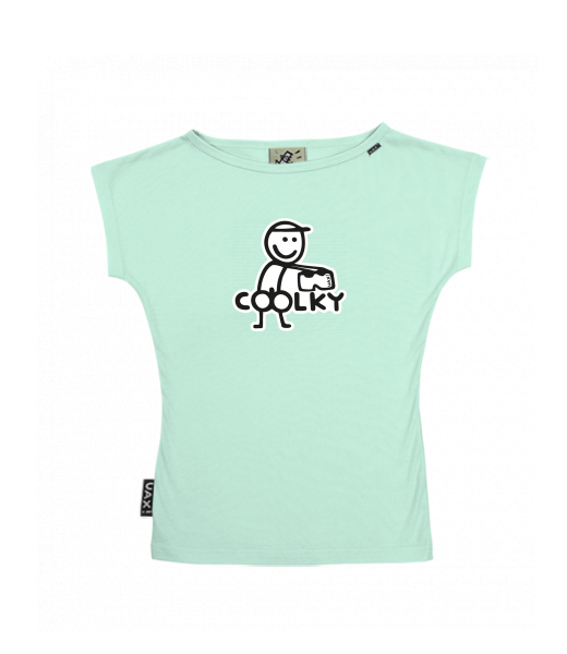 DÁMSKÉ TRIČKO S LODIČKOVÝM VÝSTŘIHEM