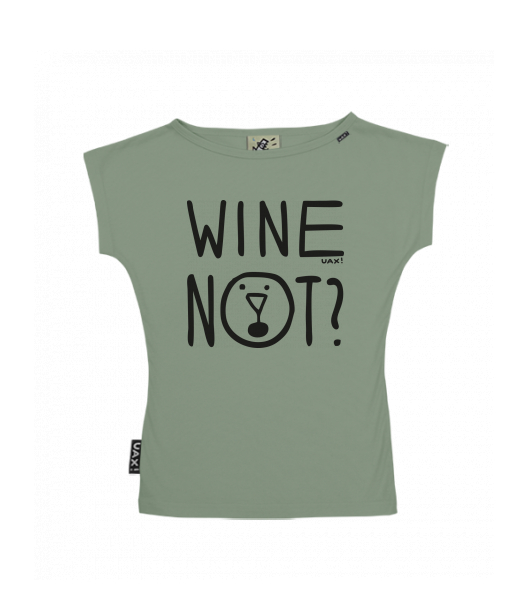 DÁMSKÉ TRIČKO S LODIČKOVÝM VÝSTŘIHEM