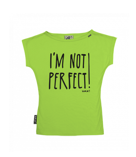 DÁMSKÉ TRIČKO S LODIČKOVÝM VÝSTŘIHEM