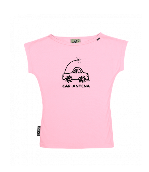 DÁMSKÉ TRIČKO S LODIČKOVÝM VÝSTŘIHEM