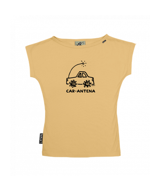 DÁMSKÉ TRIČKO S LODIČKOVÝM VÝSTŘIHEM