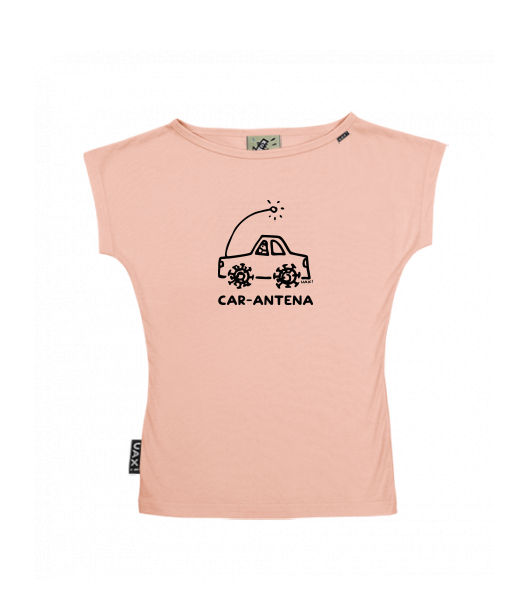 DÁMSKÉ TRIČKO S LODIČKOVÝM VÝSTŘIHEM