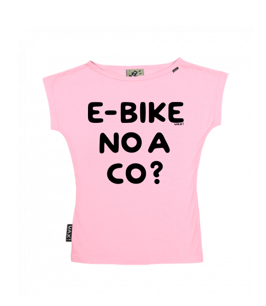 DÁMSKÉ TRIČKO S LODIČKOVÝM VÝSTŘIHEM