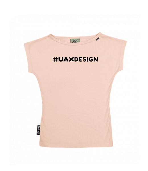 DÁMSKÉ TRIČKO S LODIČKOVÝM VÝSTŘIHEM