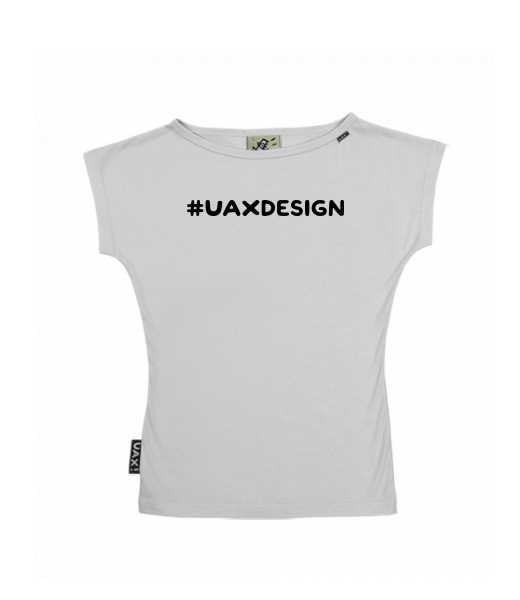 DÁMSKÉ TRIČKO S LODIČKOVÝM VÝSTŘIHEM