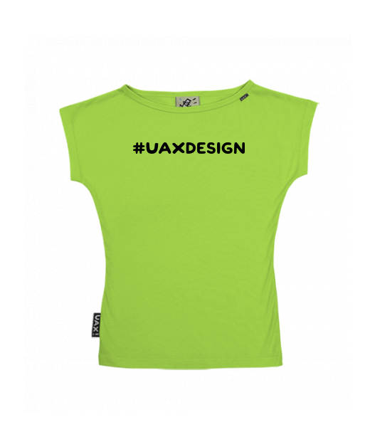 DÁMSKÉ TRIČKO S LODIČKOVÝM VÝSTŘIHEM