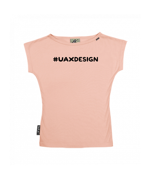 DÁMSKÉ TRIČKO S LODIČKOVÝM VÝSTŘIHEM