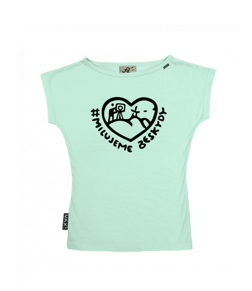 DÁMSKÉ TRIČKO S LODIČKOVÝM VÝSTŘIHEM