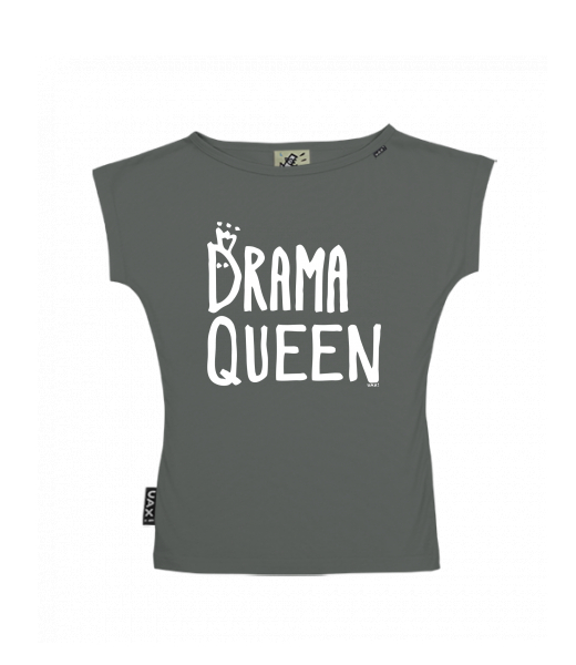 DÁMSKÉ TRIČKO S LODIČKOVÝM VÝSTŘIHEM